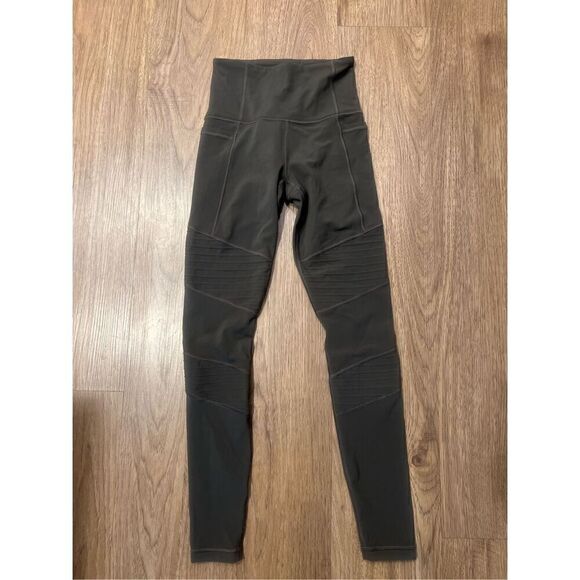 Athleta Inctination Moto Tight Khaki Green Pants gym Leggings yoga Size XXS - Picture 2 of 5